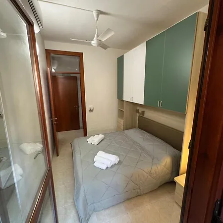 度假居 Sarahouse